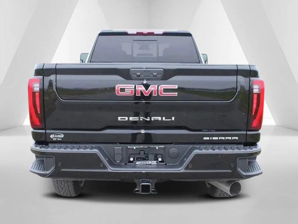 New 2026 GMC Sierra 3500 Denali AWD/4WD image 6