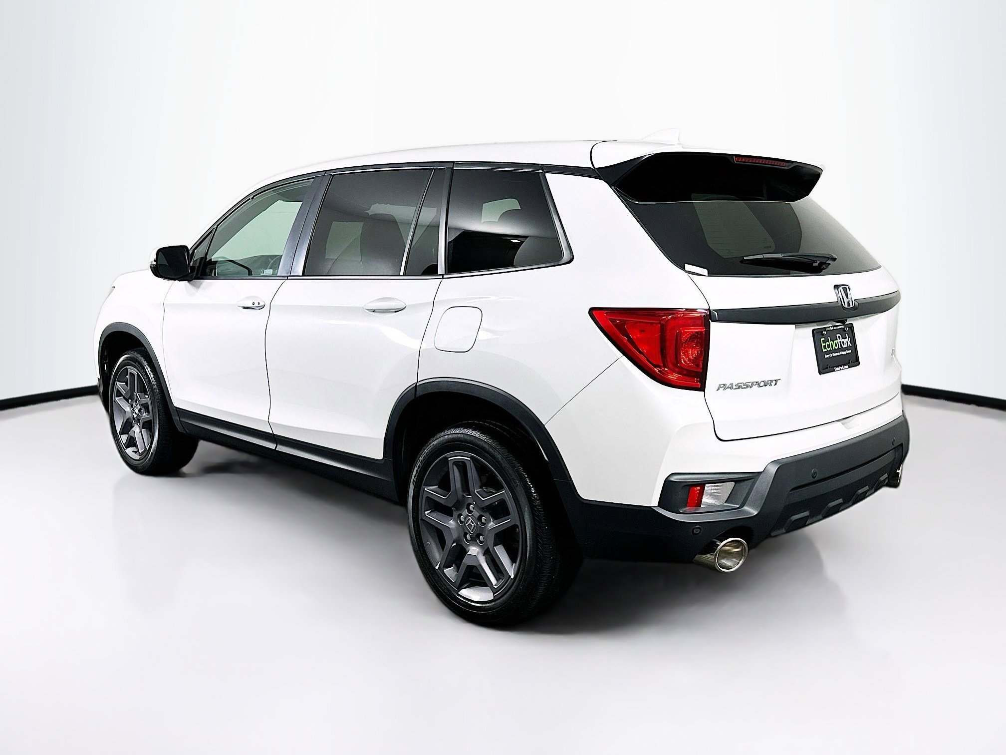 Used 2023 Honda Passport EX-L image 5
