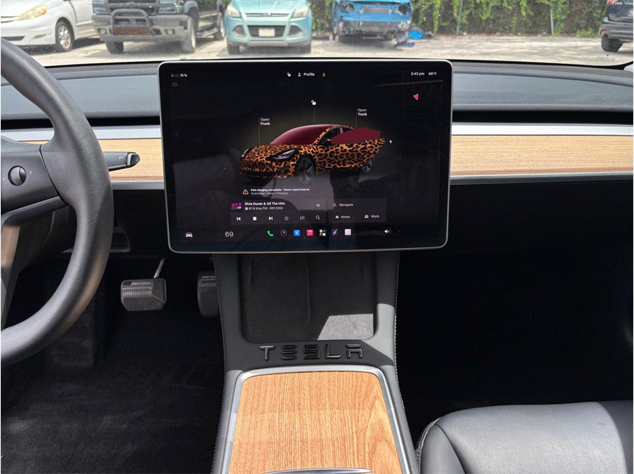 Used 2023 Tesla Model 3 Standard Range RWD image 11