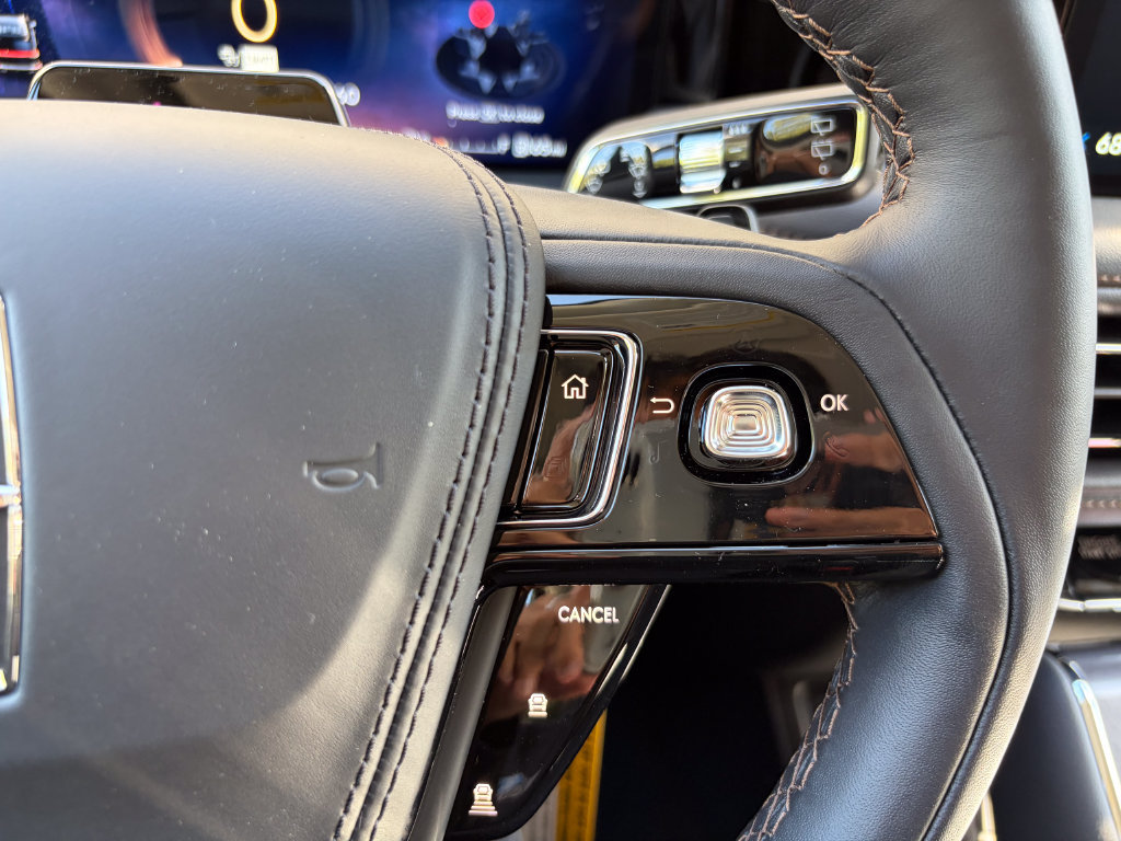 New 2027 Lincoln Aviator AWD image 46