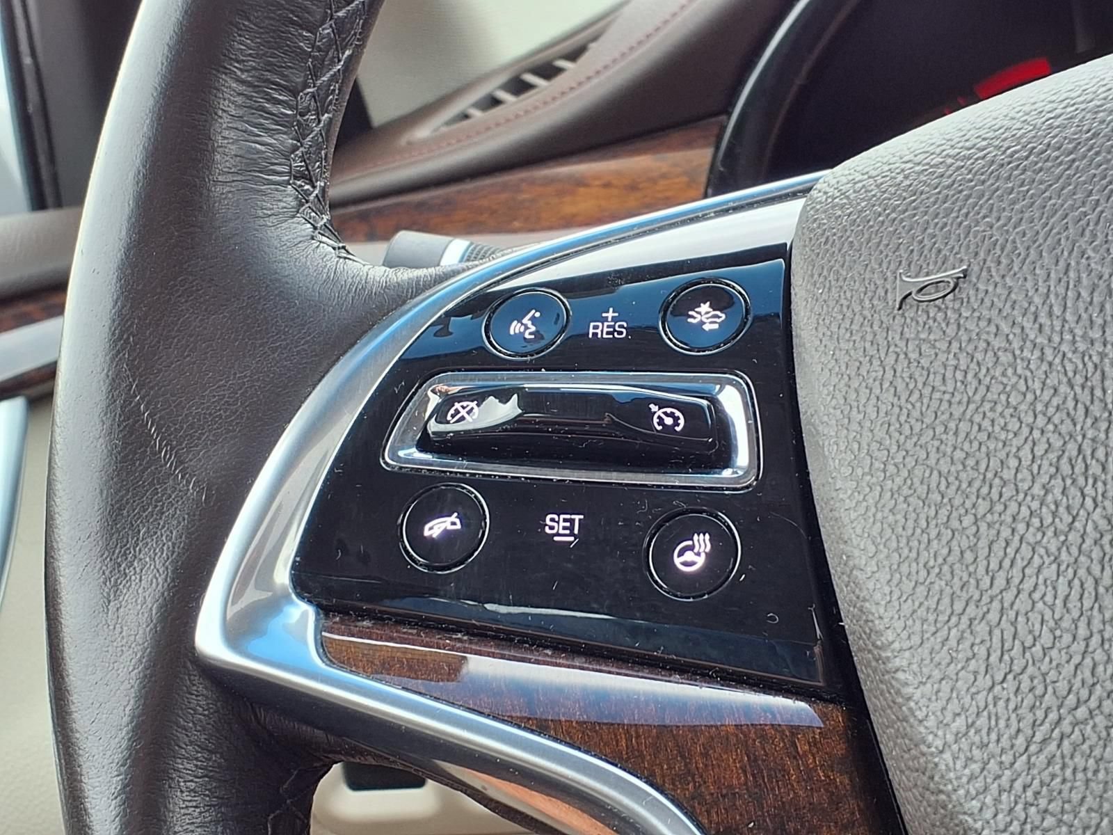 Used 2014 Cadillac XTS Luxury w/ Driver Awareness Package AWD/4WD image 27