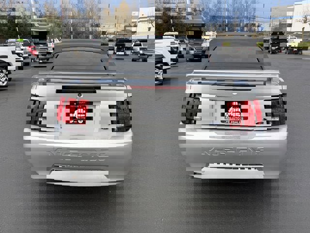 Used 2001 Ford Mustang Deluxe image 6