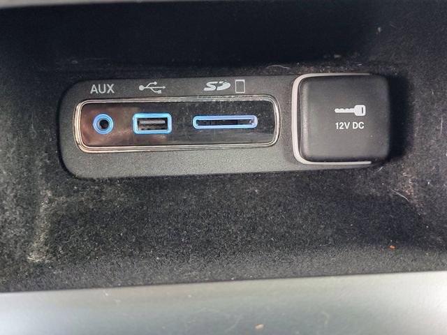 Used 2017 Jeep Grand Cherokee Altitude AWD/4WD image 19