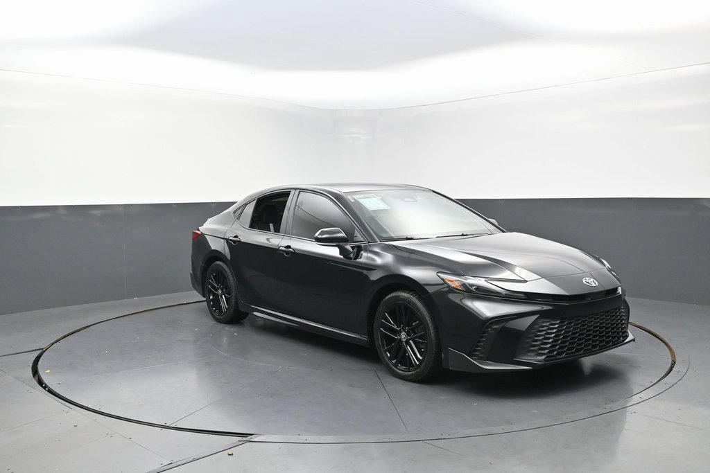 Used 2025 Toyota Camry SE image 54