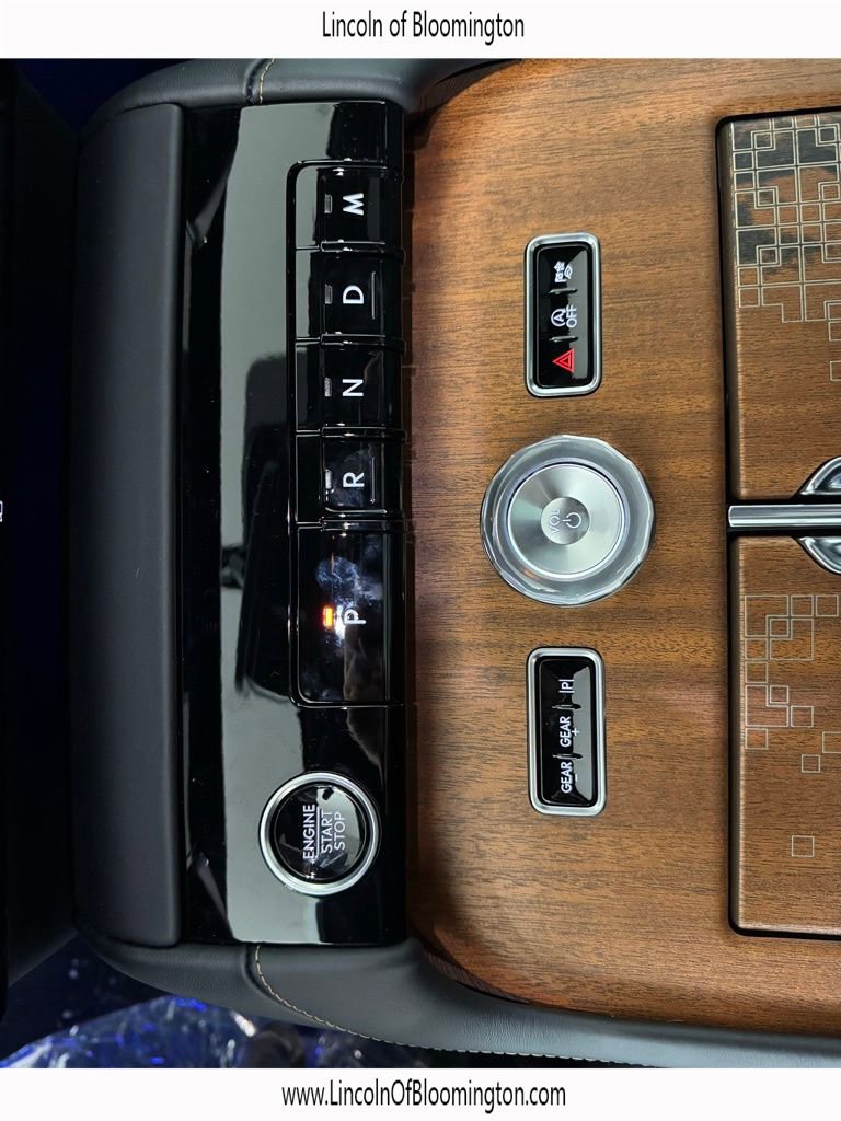 New 2025 Lincoln Navigator L Black Label image 37