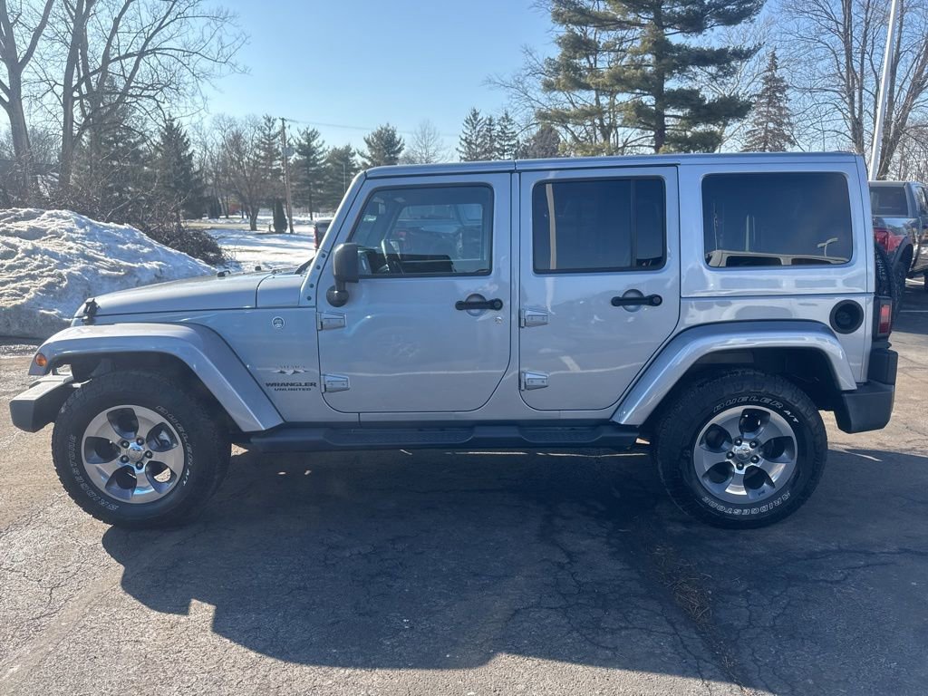 Used 2016 Jeep Wrangler Unlimited Sahara image 6