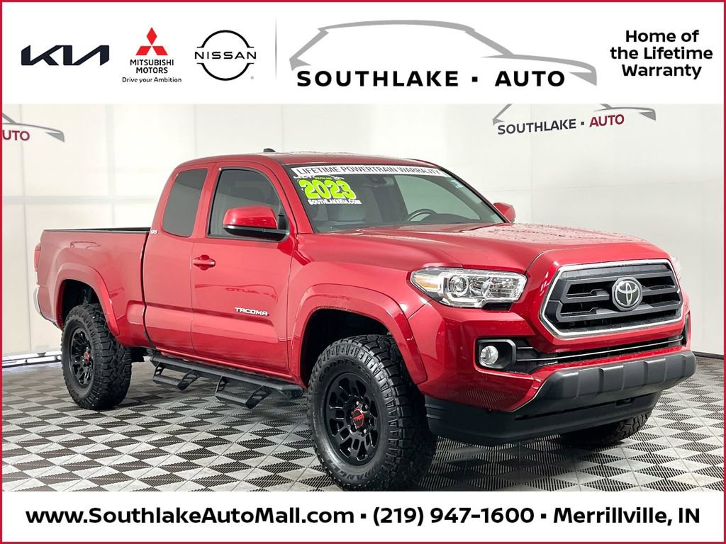 Used 2023 Toyota Tacoma SR5 w/ SR5 Appearance Package RWD image 1