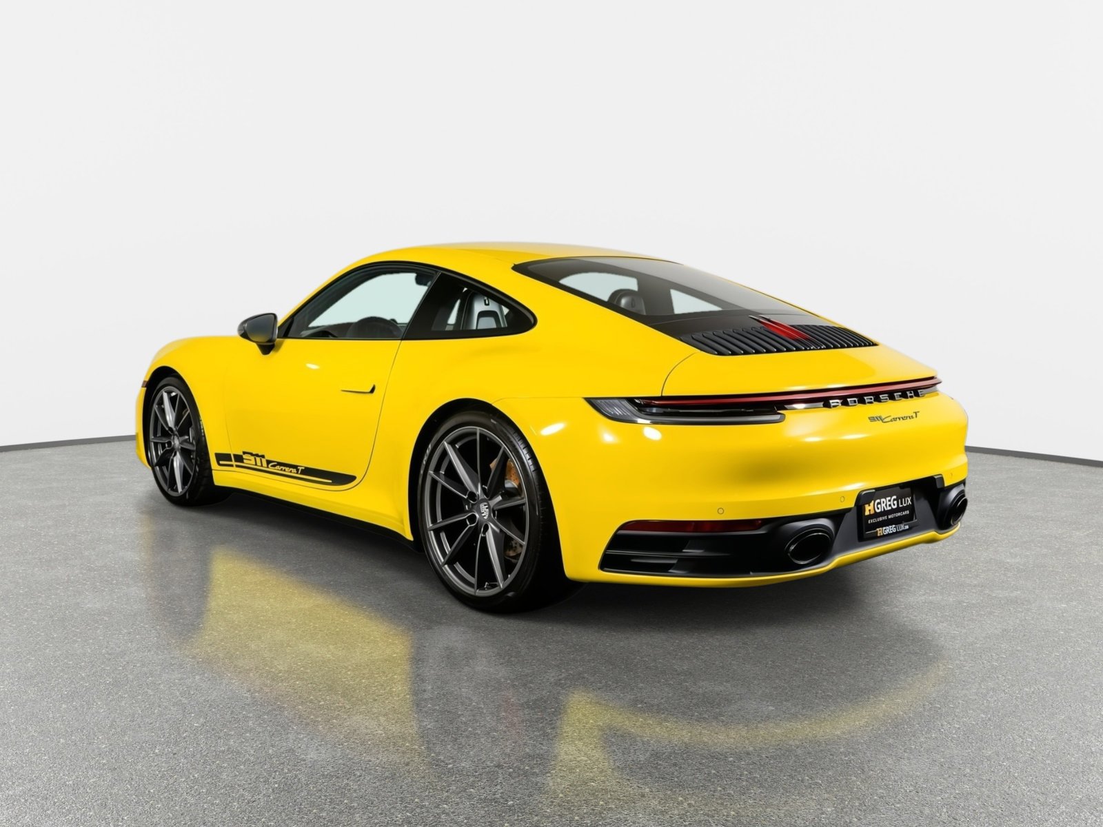 Used 2023 Porsche 911 Carrera T image 15