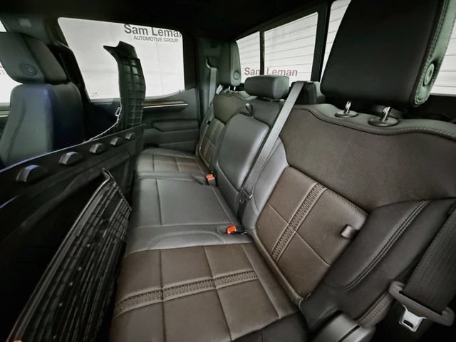 Used 2025 Chevrolet Silverado 1500 High Country w/ High Country Premium Package AWD/4WD image 27