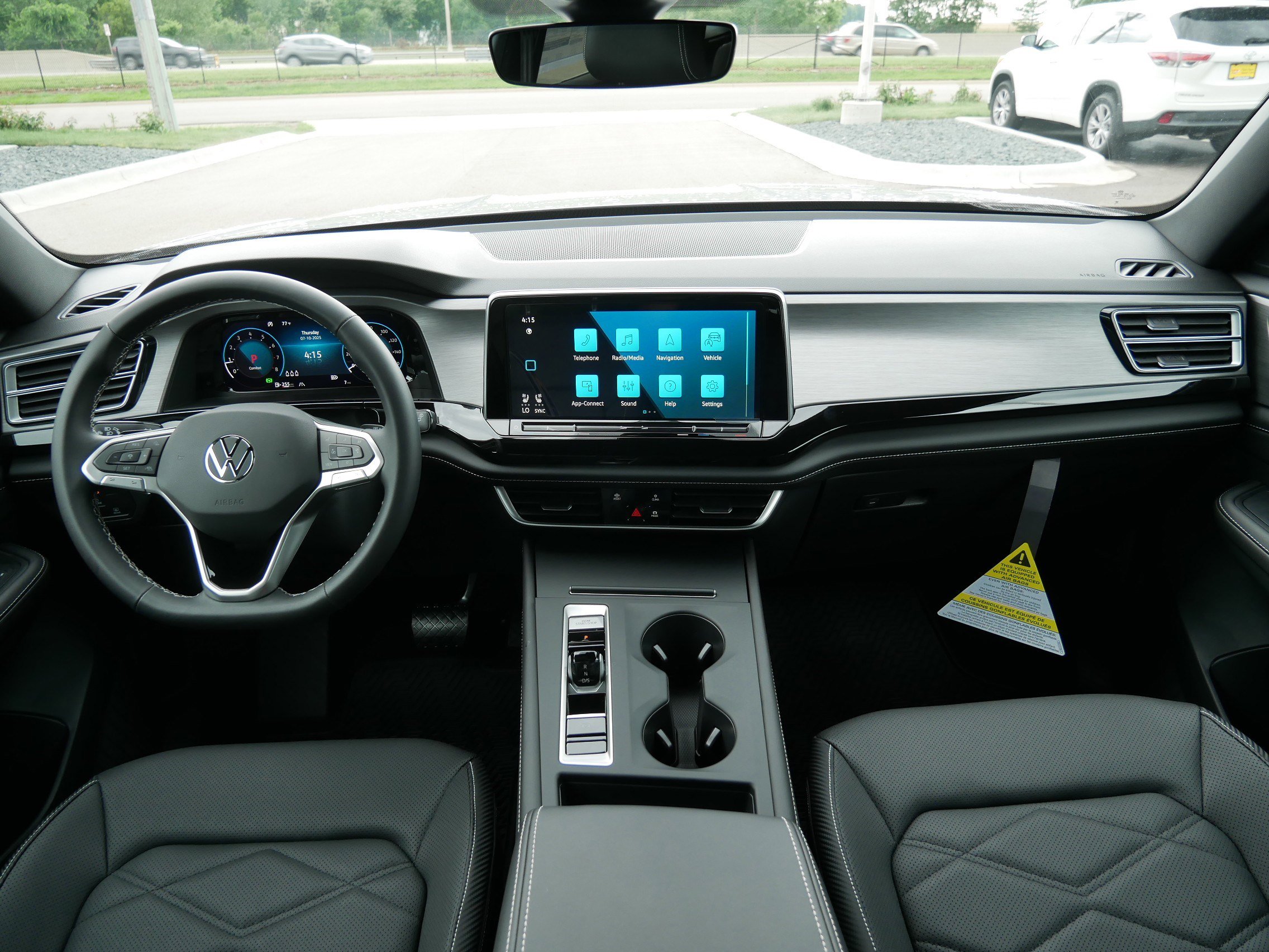 New 2025 Volkswagen Atlas Cross Sport SE image 9