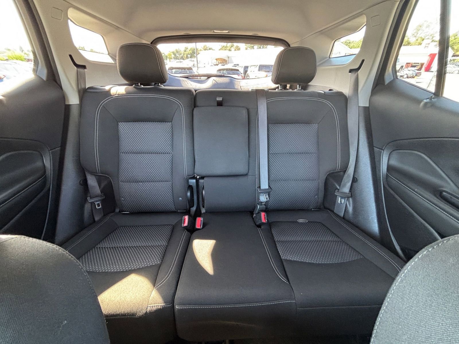 Used 2024 GMC Terrain SLE image 37