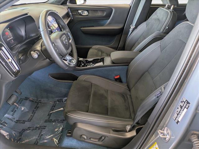 Used 2023 Volvo C40 P8 Recharge Ultimate image 14