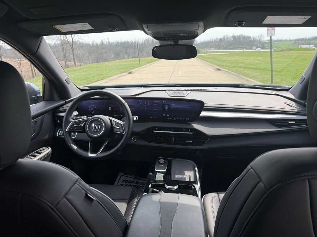 Used 2025 Buick Enclave Preferred w/ LPO, All-Weather Package image 18