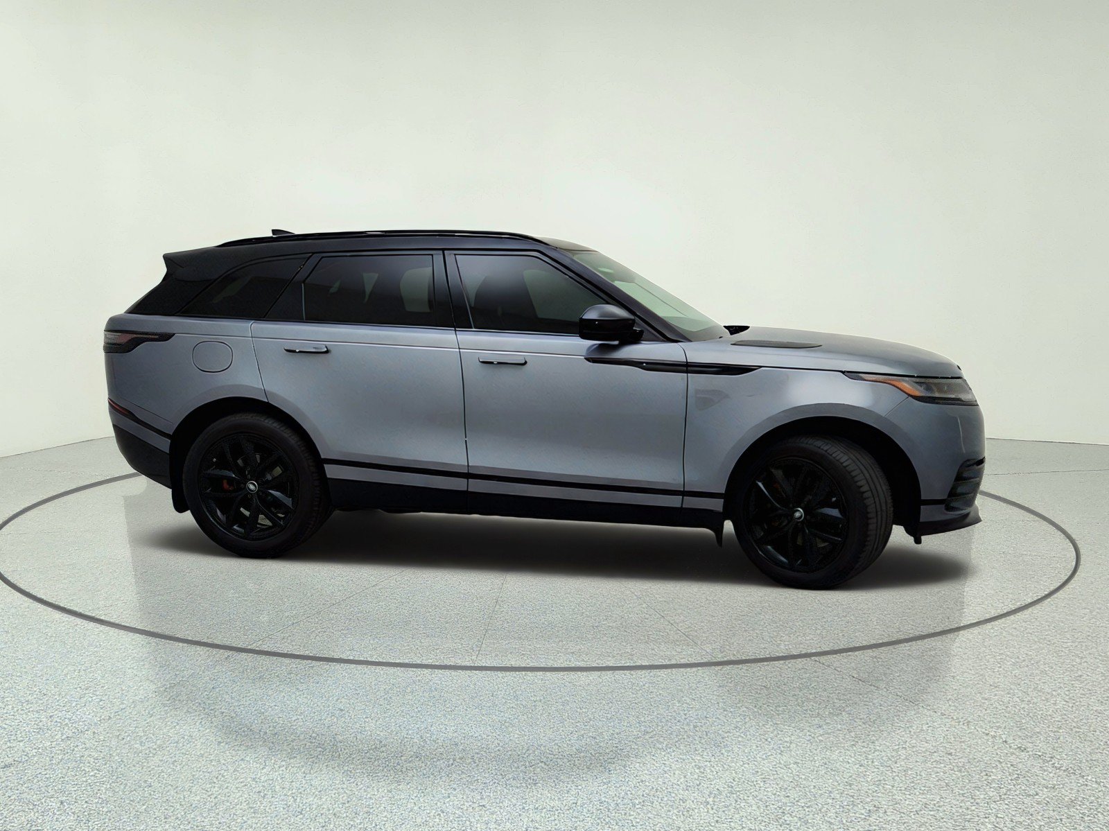 Used 2025 Land Rover Range Rover Velar Dynamic SE AWD/4WD image 8