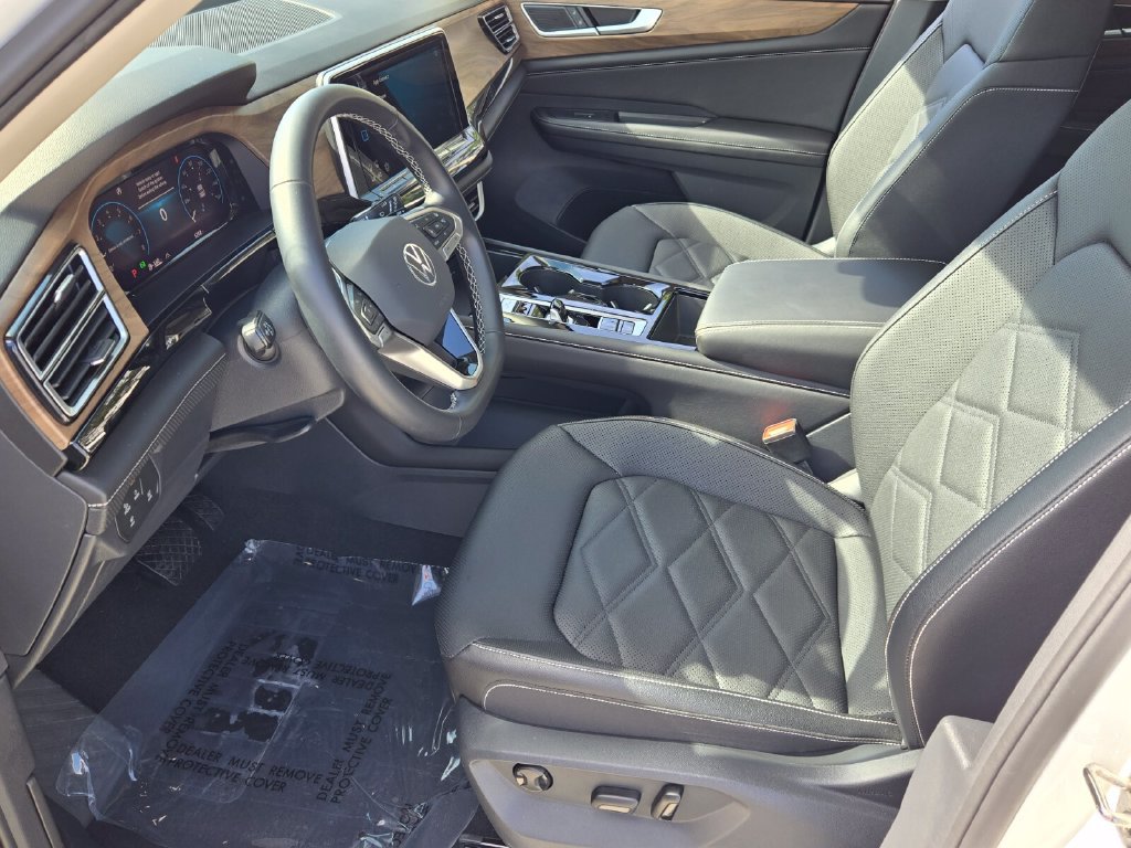 Certified 2026 Volkswagen Atlas SE w/ Panoramic Sunroof Package FWD image 10