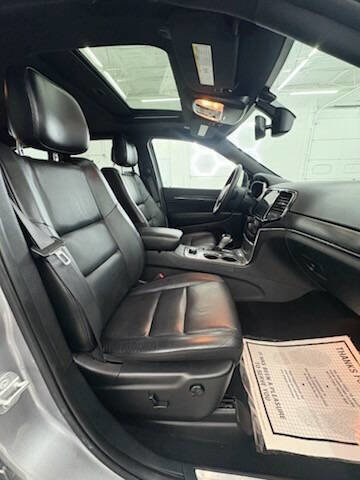 Used 2020 Jeep Grand Cherokee Limited image 10