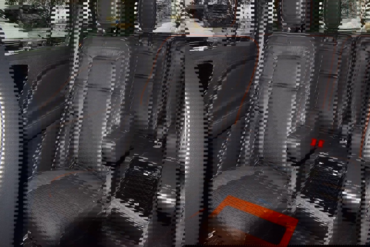 New 2026 Lincoln Aviator Black Label w/ Dynamic Handling Package image 21