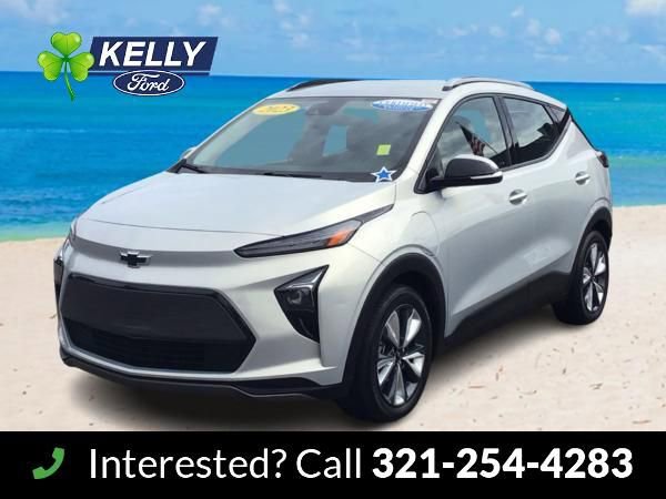 Used 2023 Chevrolet Bolt EUV LT w/ Convenience Package image 1