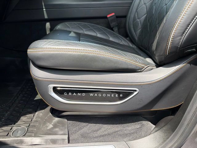 Used 2024 Jeep Grand Wagoneer L Series III AWD/4WD image 10