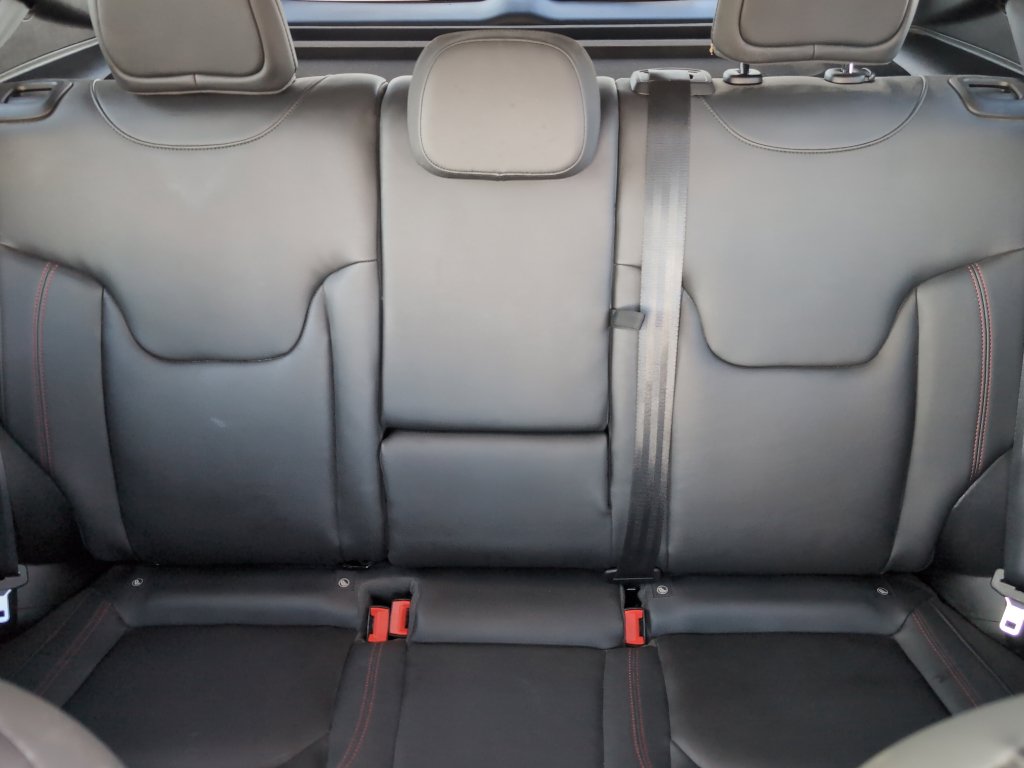 Used 2021 Jeep Renegade Trailhawk image 25