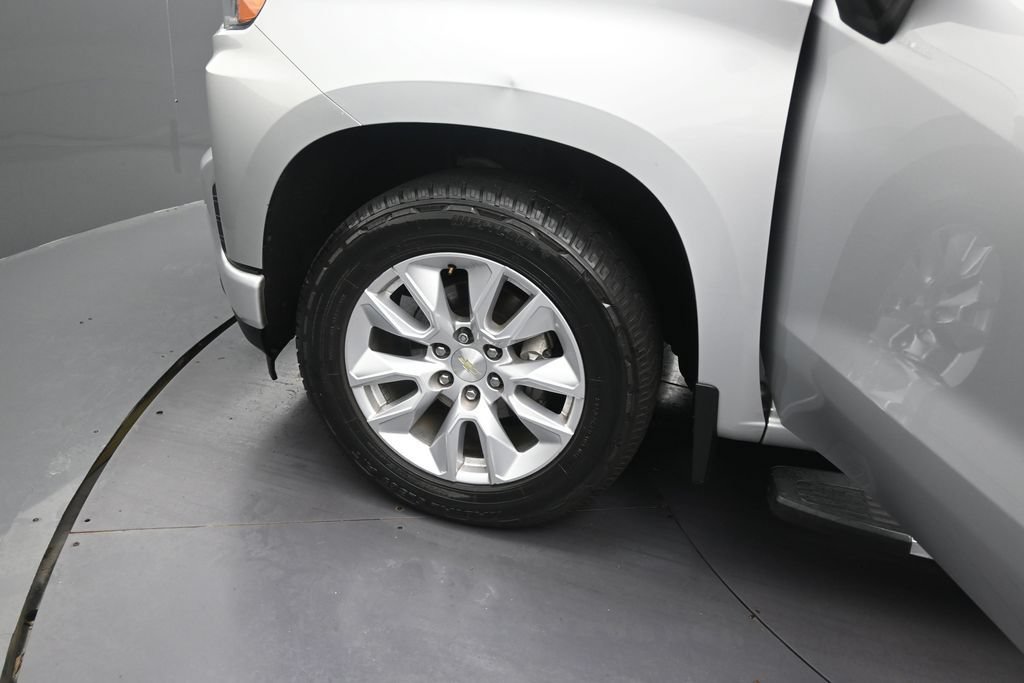 Used 2021 Chevrolet Silverado 1500 Custom RWD image 13