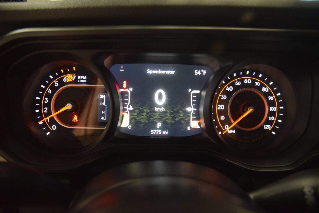 Used 2024 Jeep Wrangler Unlimited Sport AWD/4WD image 39