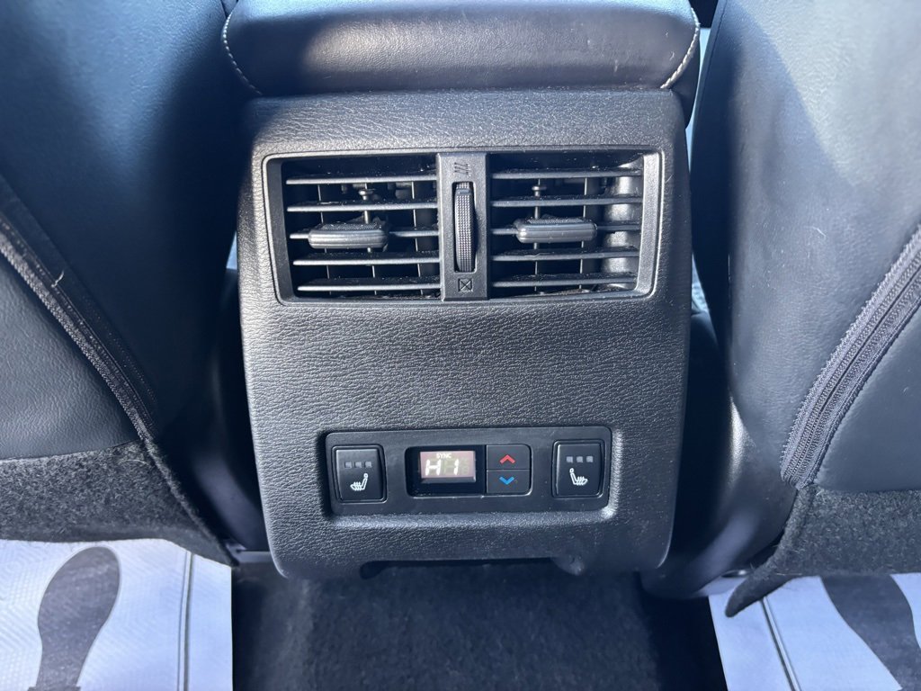 Used 2023 Mitsubishi Outlander SEL Black Edition image 32