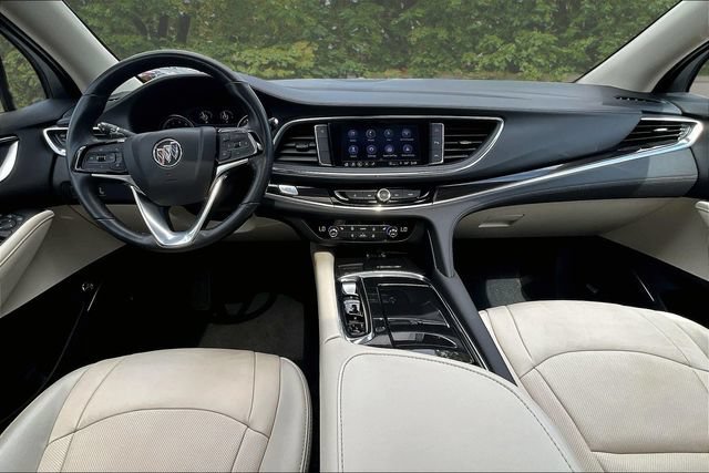 Used 2023 Buick Enclave Essence w/ Experience Buick Package FWD image 7