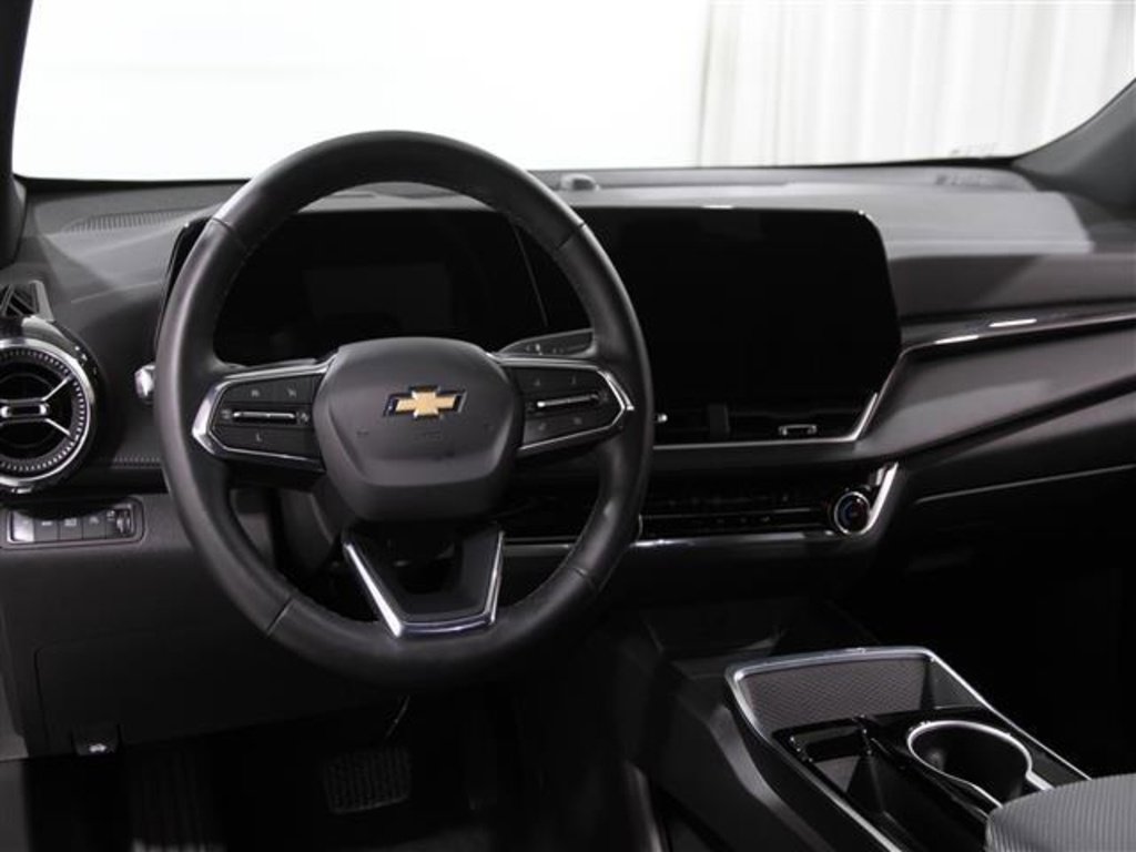 Certified 2025 Chevrolet Equinox LT w/ Safety and Technology Package image 7