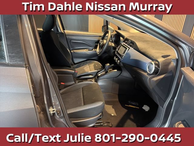 Used 2024 Nissan Versa SV FWD image 9