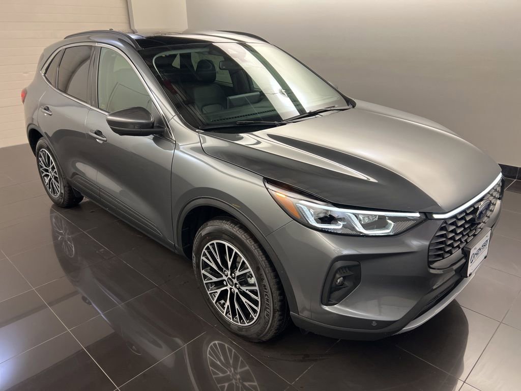 New 2026 Ford Escape Base w/ PHEV Premium Package image 1