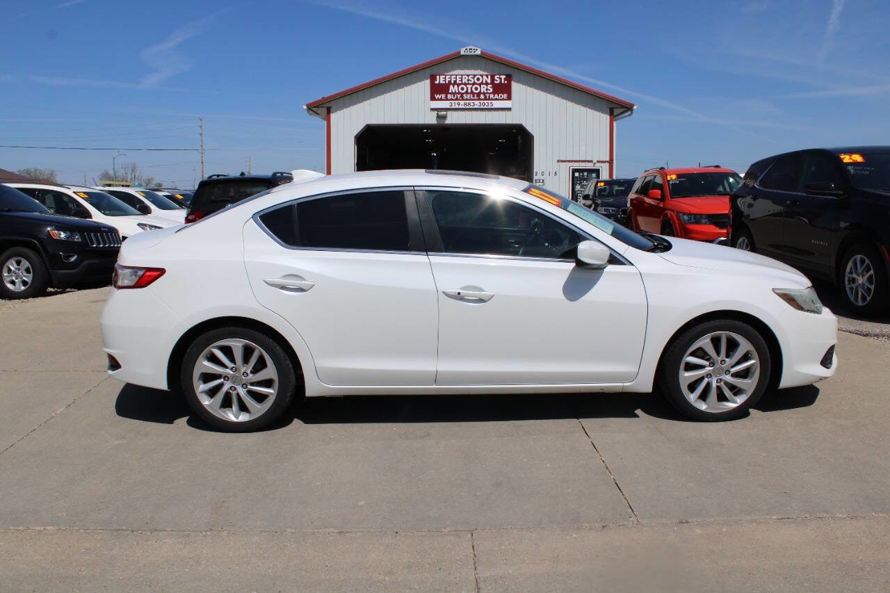 Used 2017 Acura ILX FWD image 1