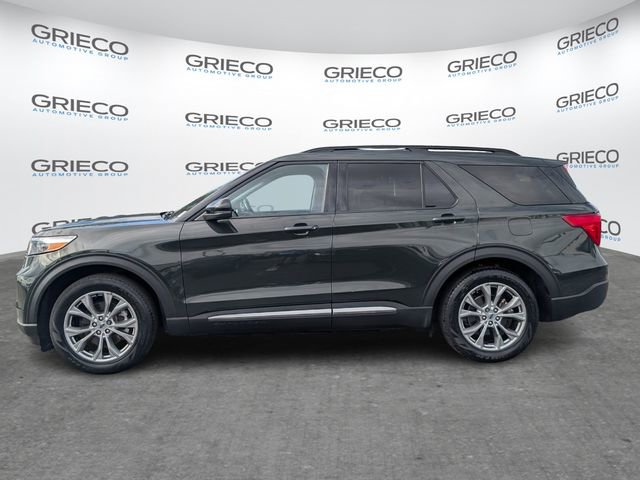 Used 2022 Ford Explorer XLT w/ Equipment Group 202A RWD image 4