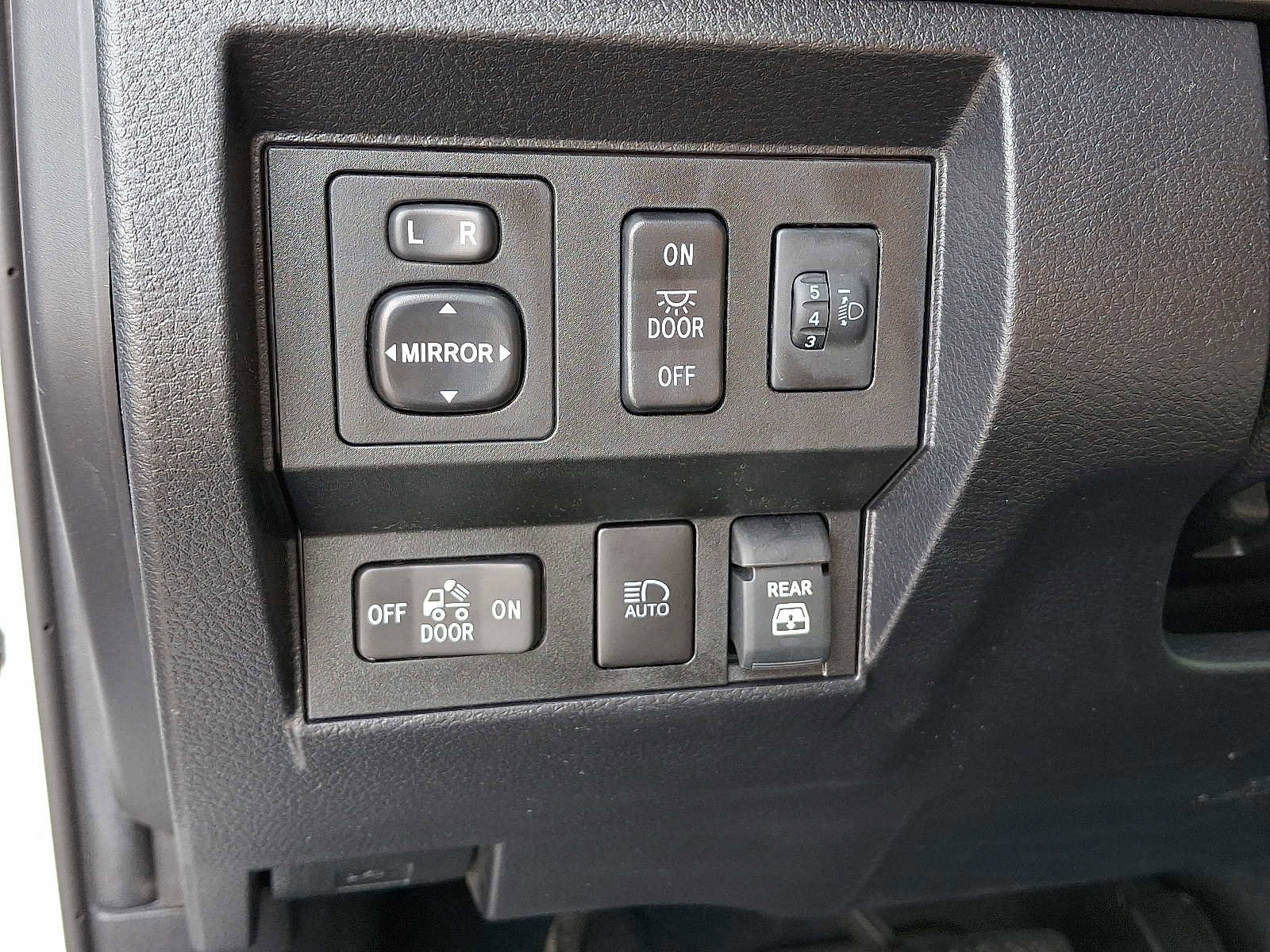 Used 2021 Toyota Tundra SR5 image 27