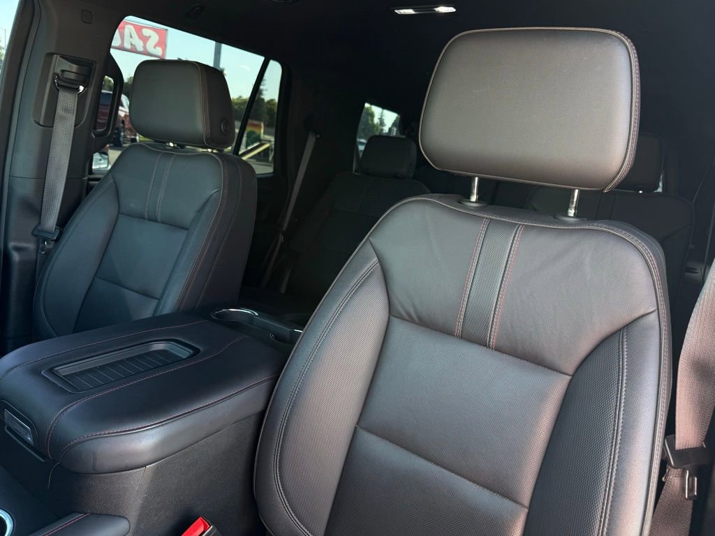 Used 2024 Chevrolet Tahoe RST w/ RST Performance Edition image 16