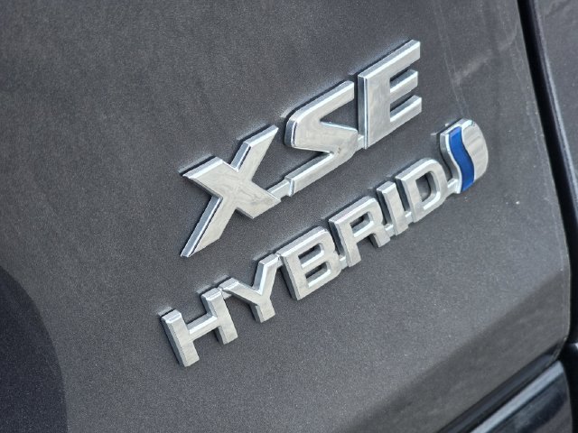 Certified 2024 Toyota RAV4 XSE w/ Advanced Technology Package AWD/4WD image 6