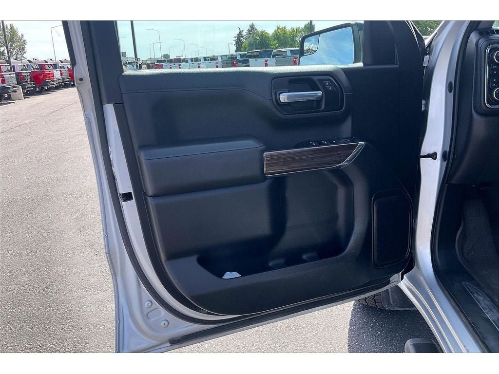 Used 2022 Chevrolet Silverado 1500 RST AWD/4WD image 24