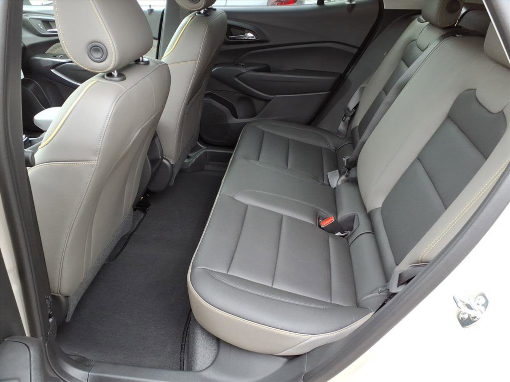 New 2026 Chevrolet Trax ACTIV w/ Sunroof Package image 7