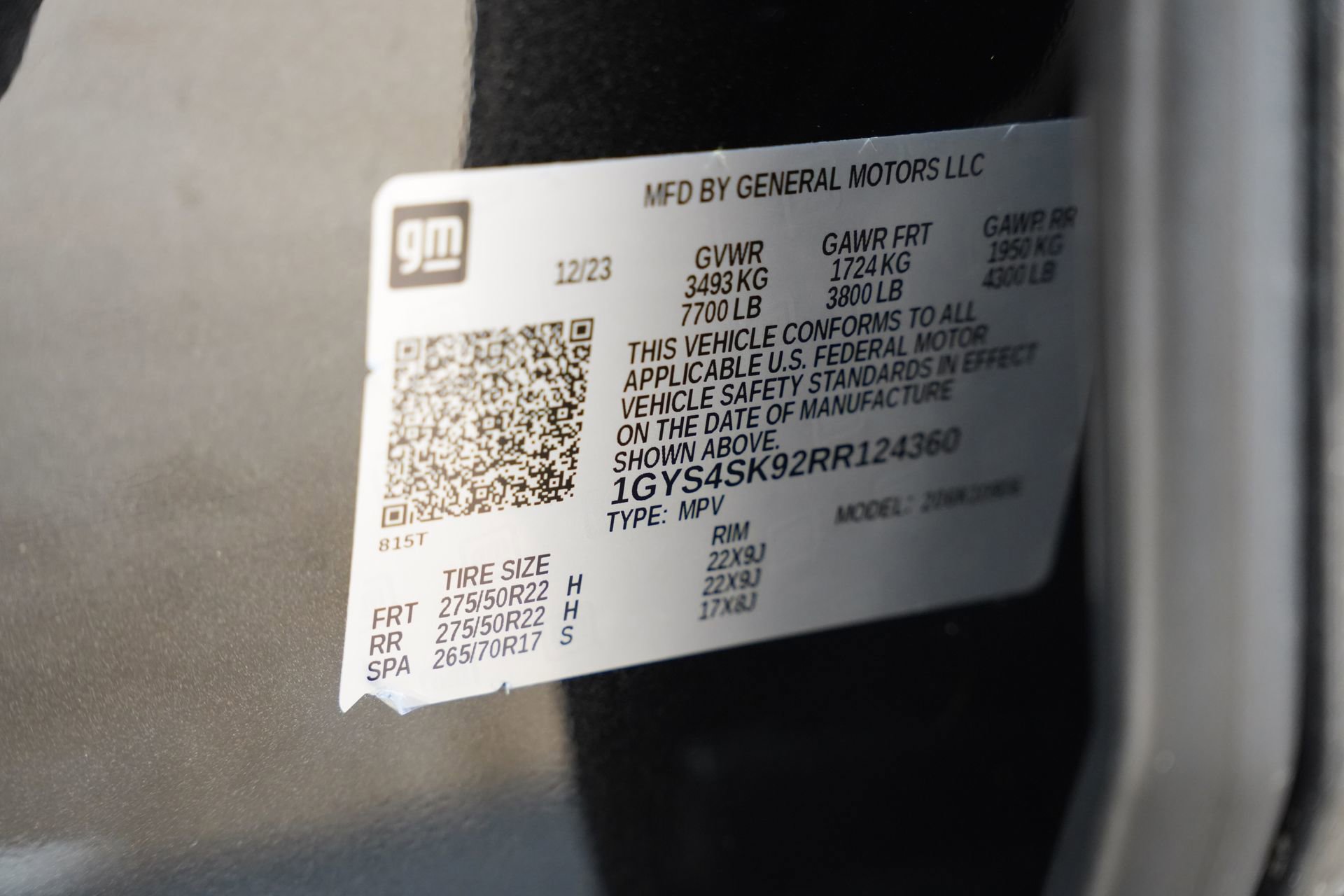 Certified 2024 Cadillac Escalade ESV V w/ Heavy-Duty Trailer Package image 32