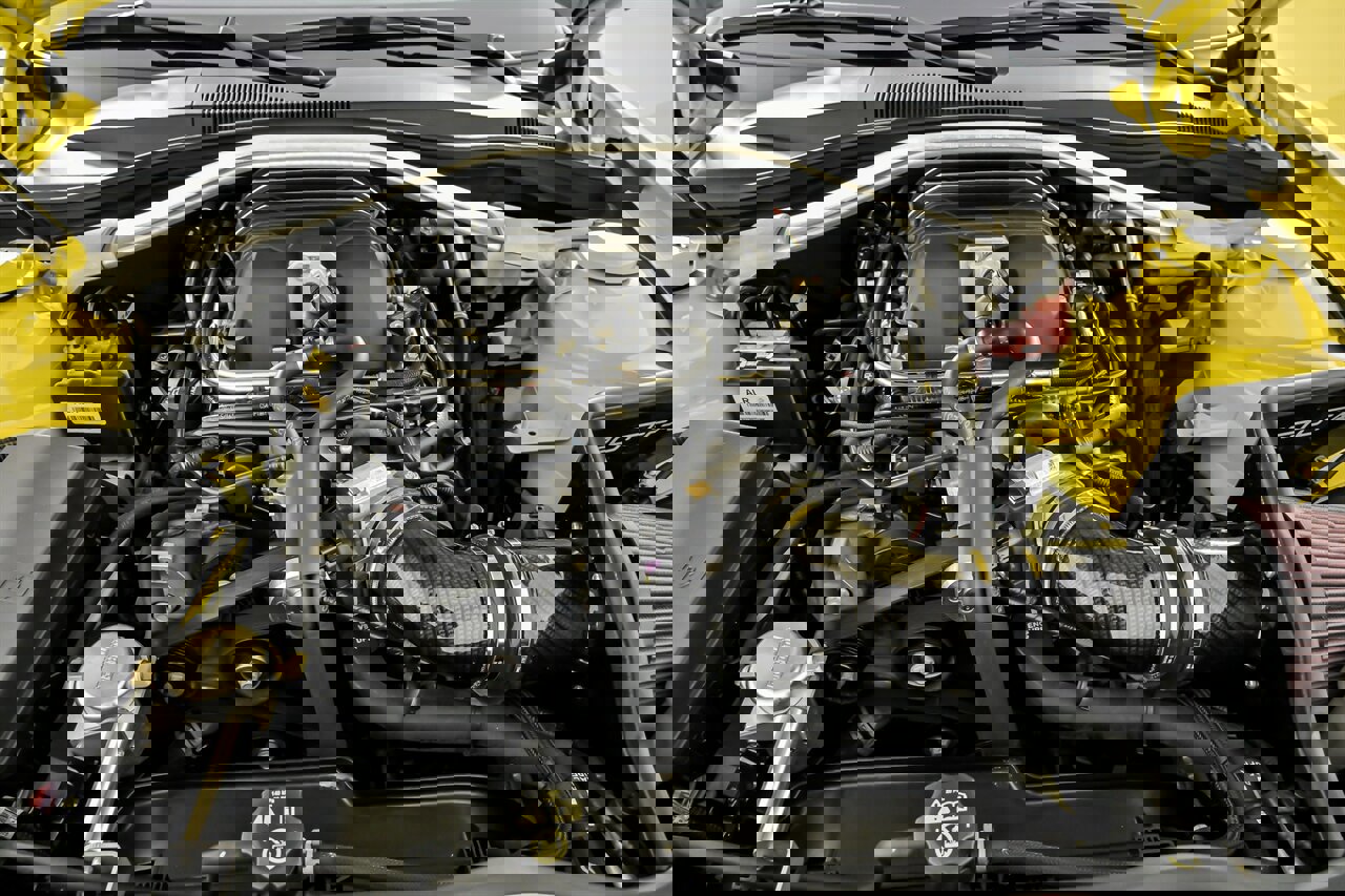 Used 2013 Chevrolet Camaro ZL1 image 16