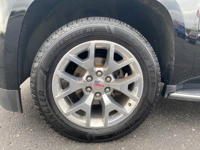 Certified 2019 GMC Yukon SLE w/ SLE Value Package image 23