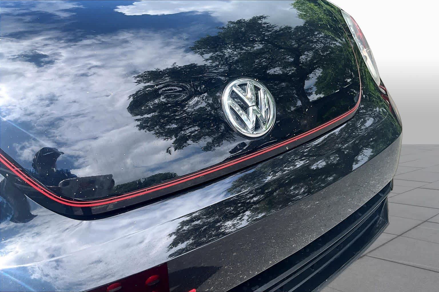 Used 2013 Volkswagen Beetle 2.5 FWD image 29