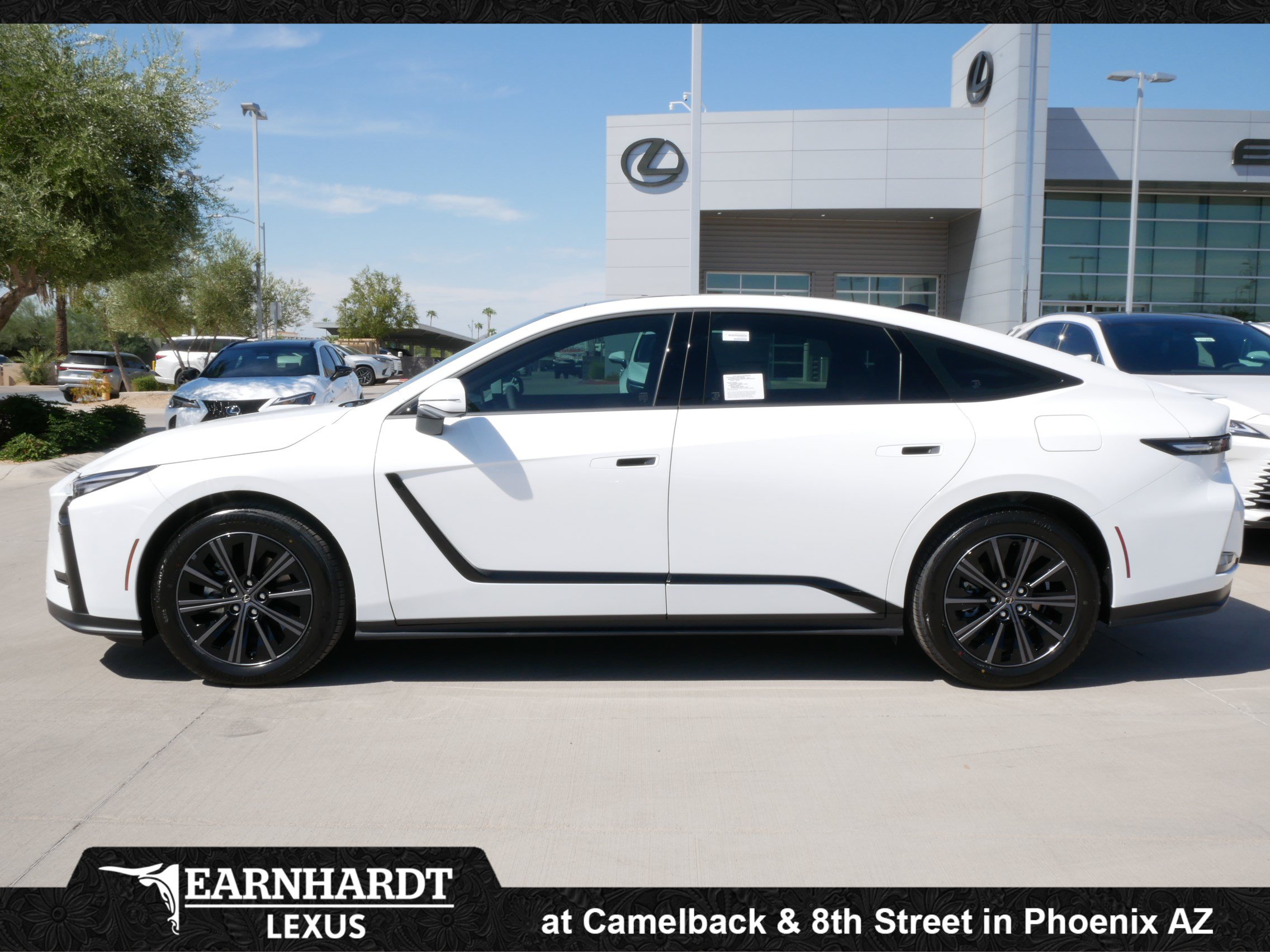 New 2026 Lexus ES 350h w/ Convenience Package FWD image 3