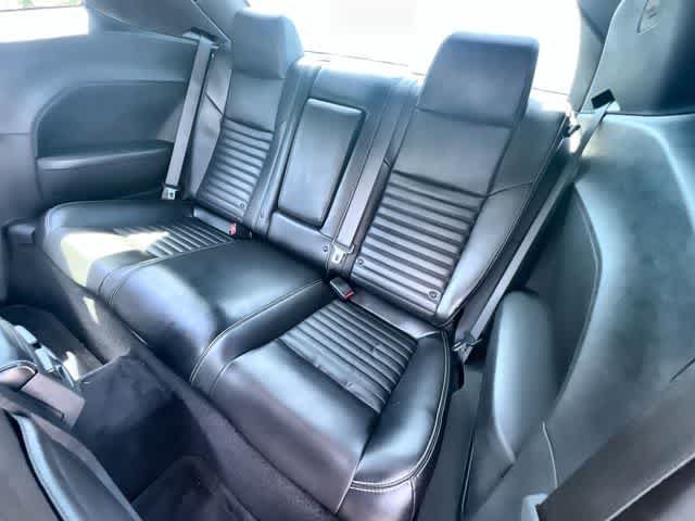Used 2013 Dodge Challenger SXT RWD image 14