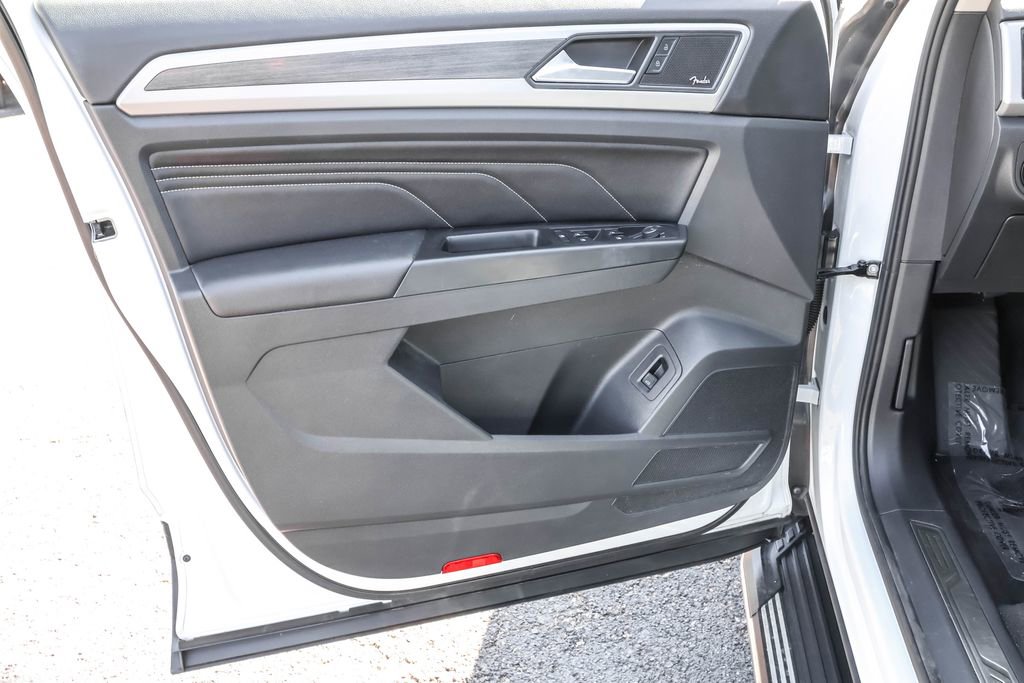 Used 2021 Volkswagen Atlas SEL Premium image 28