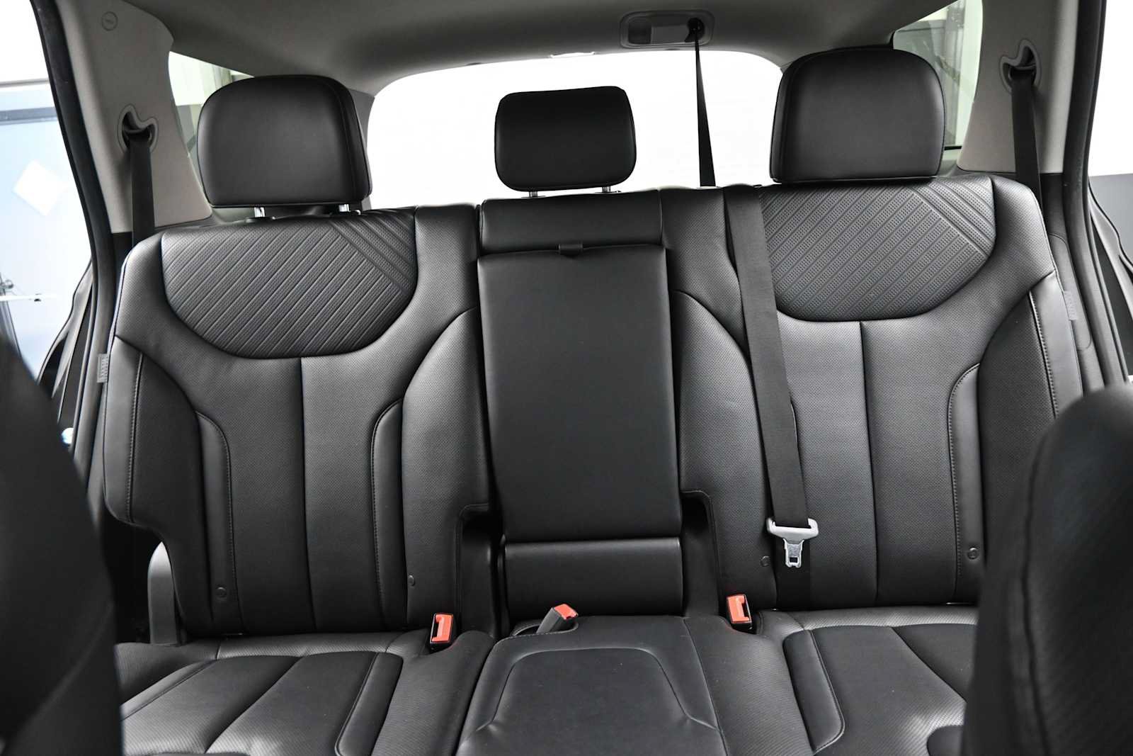 Used 2023 Hyundai Palisade SEL w/ Cargo Package AWD/4WD image 25