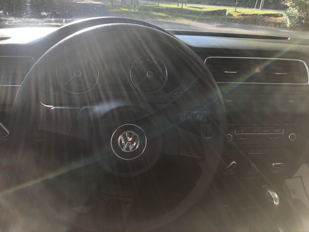 Used 2012 Volkswagen Jetta SE image 28