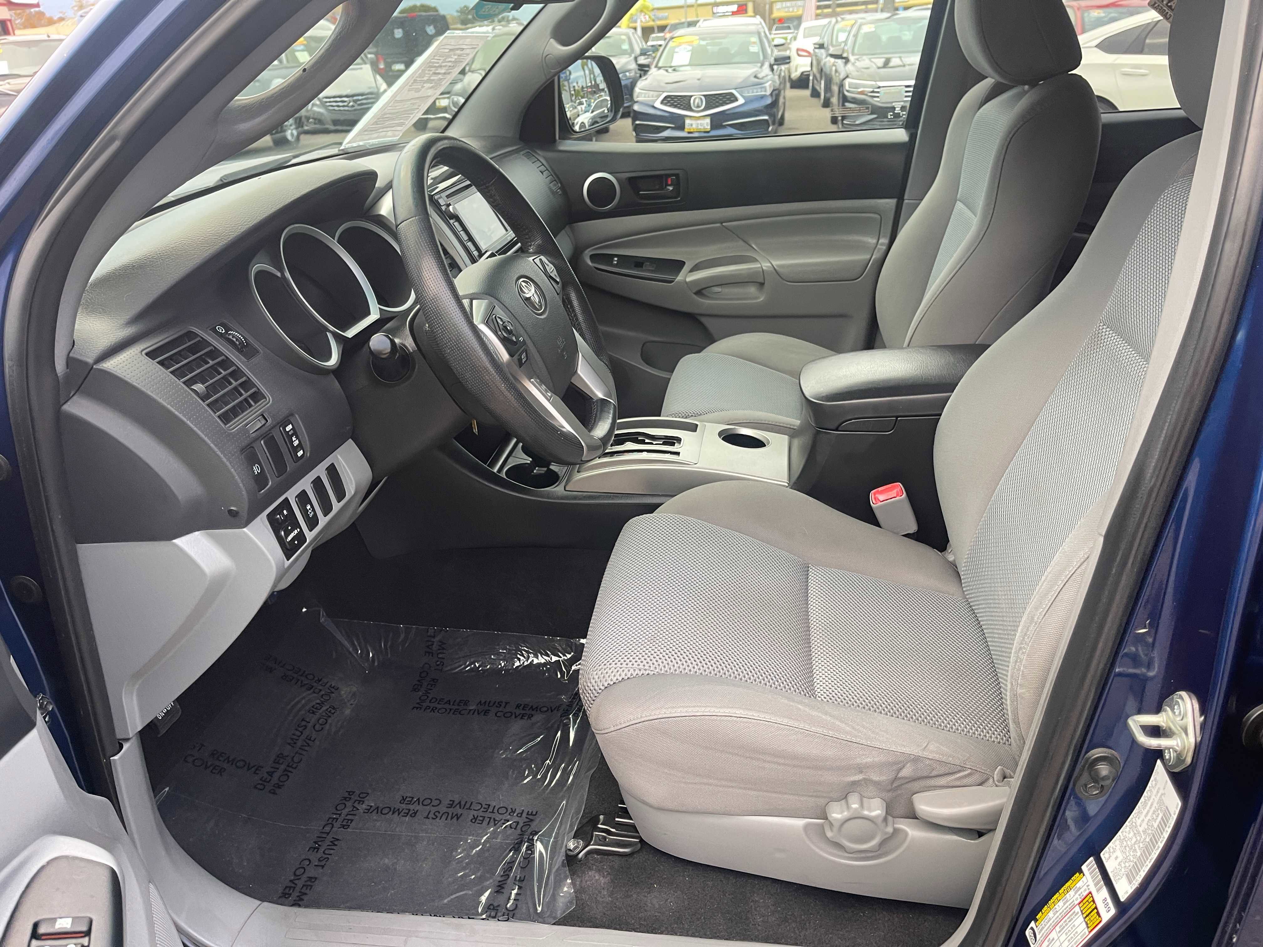 Used 2014 Toyota Tacoma PreRunner w/ TRD Sport Package RWD image 17