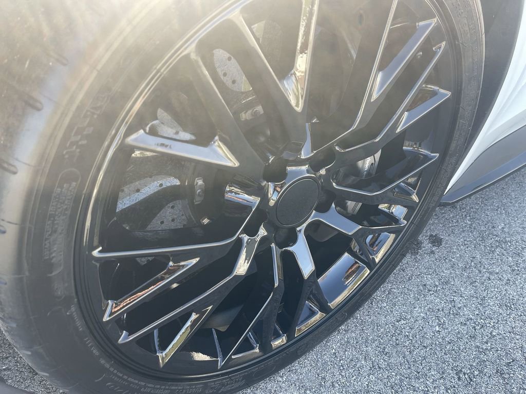 Used 2019 Chevrolet Corvette Grand Sport w/ Z07 Performance Package image 2