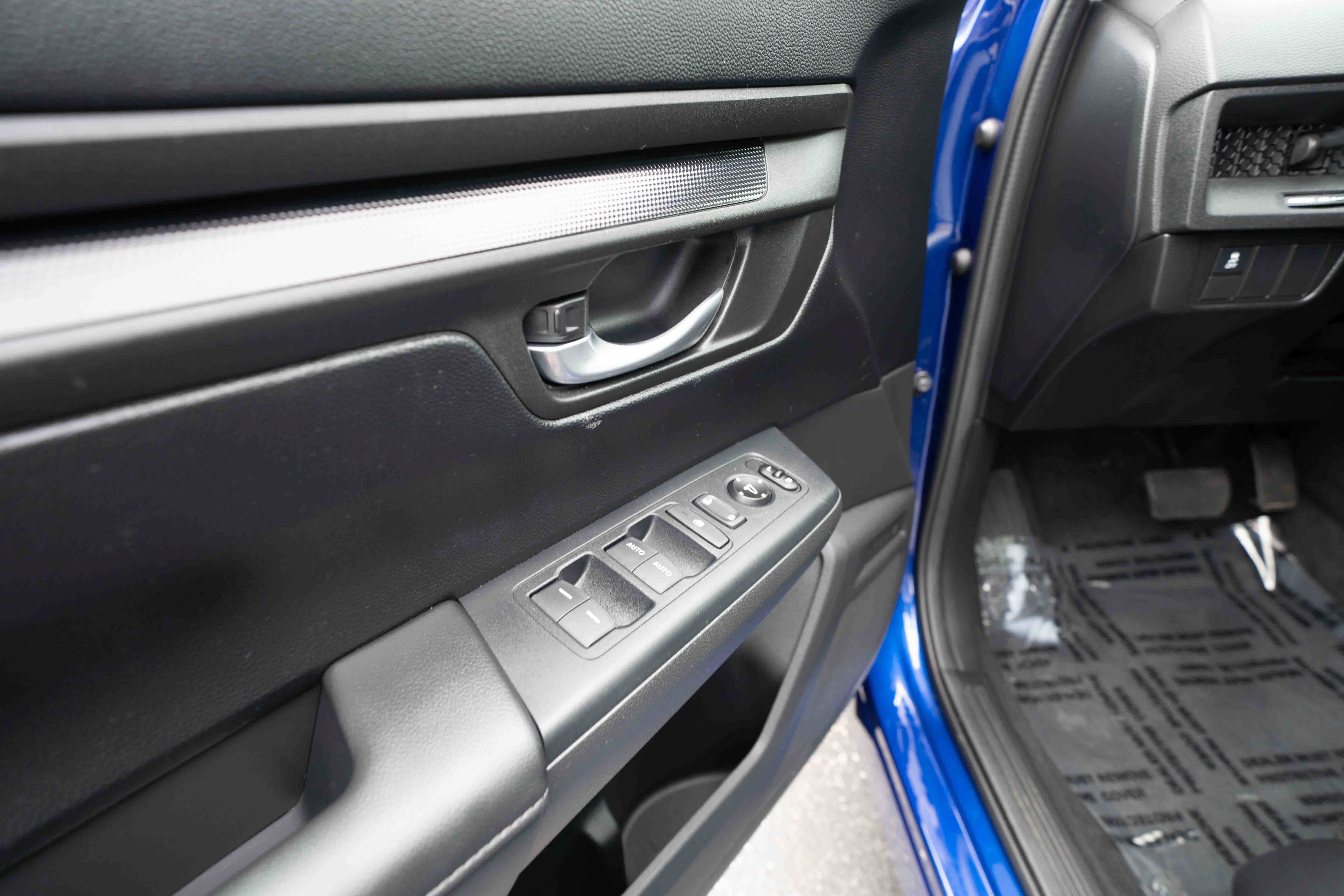 Used 2024 Honda CR-V EX image 7